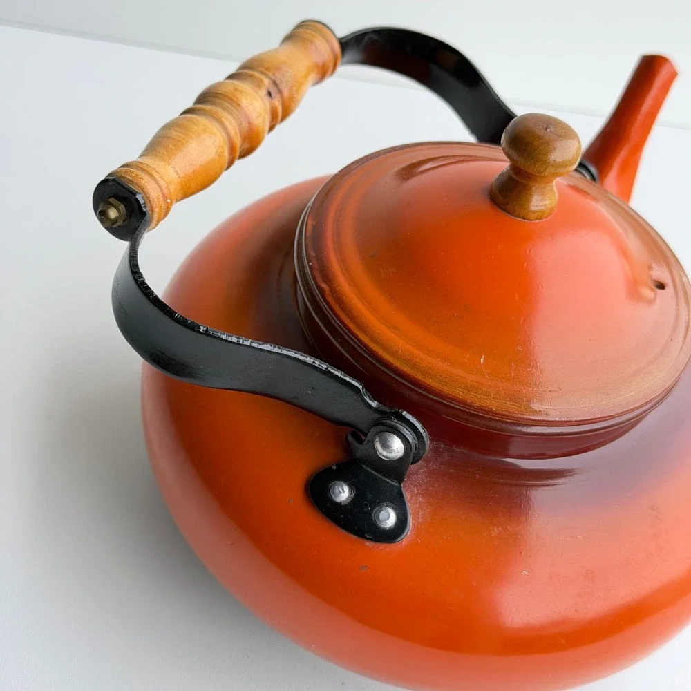 Vintage Enamel Tea Kettle Orange Ombre Wood Handle Stovetop Pot Made in Taiwan